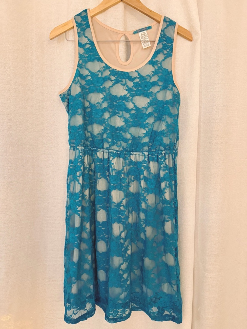 julie's closet Teal Lace Dress w/Nude Lining